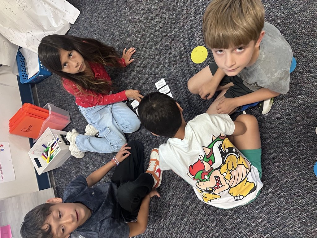 Hood-Case Elementary tweet media