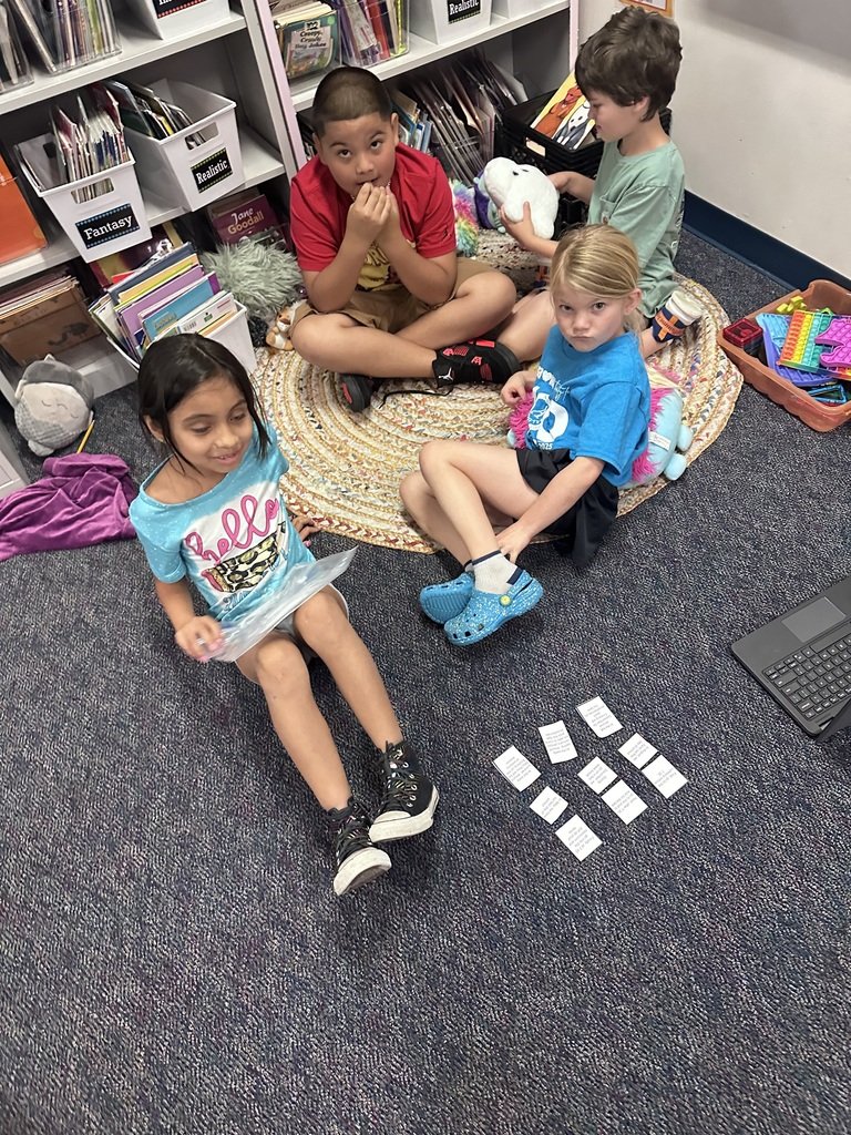 Hood-Case Elementary tweet media