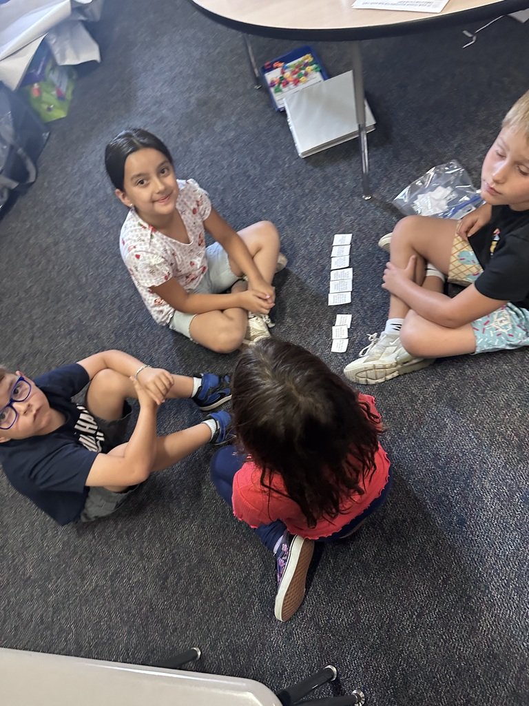 Hood-Case Elementary tweet media