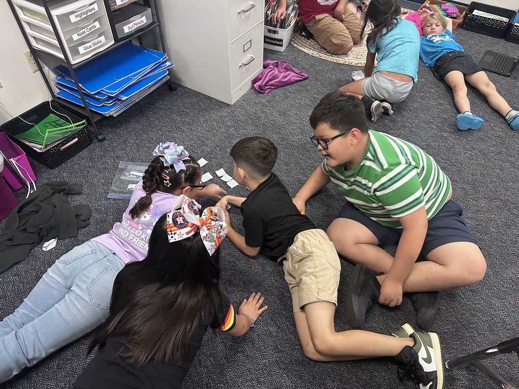 Hood-Case Elementary tweet media