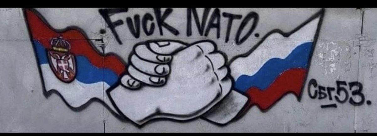 B Signal tweet media