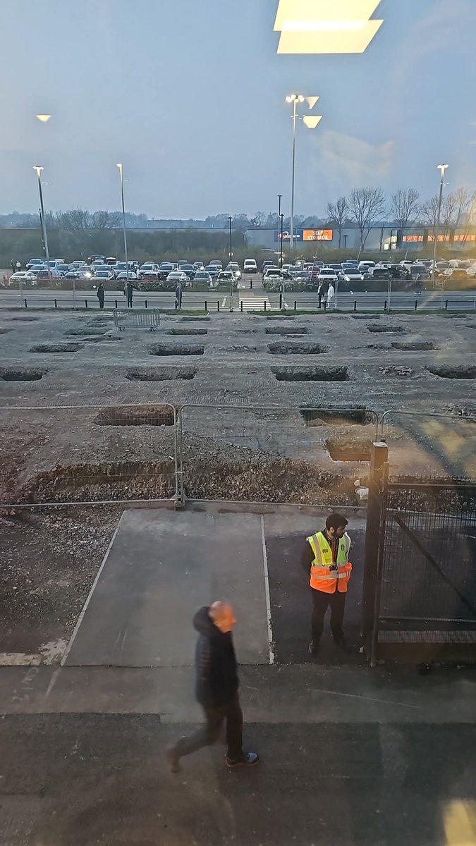 allleedsaway's tweet photo. Are they digging to try find Ken Bates money at Elland Road 👀😂😂😂😂
#LUFC #LeedsBanter #FootballMemes #FootballHumour #AllLeedsArentWe #ALAW #FanCulture #LeedsLads #LeedsTillIDie #FYP #FootyHumor #FootballVibes #EllandRoadFaithful #LeedsFans #UKFootball #ChampionshipChat https://t.co/bRUgThzoyd