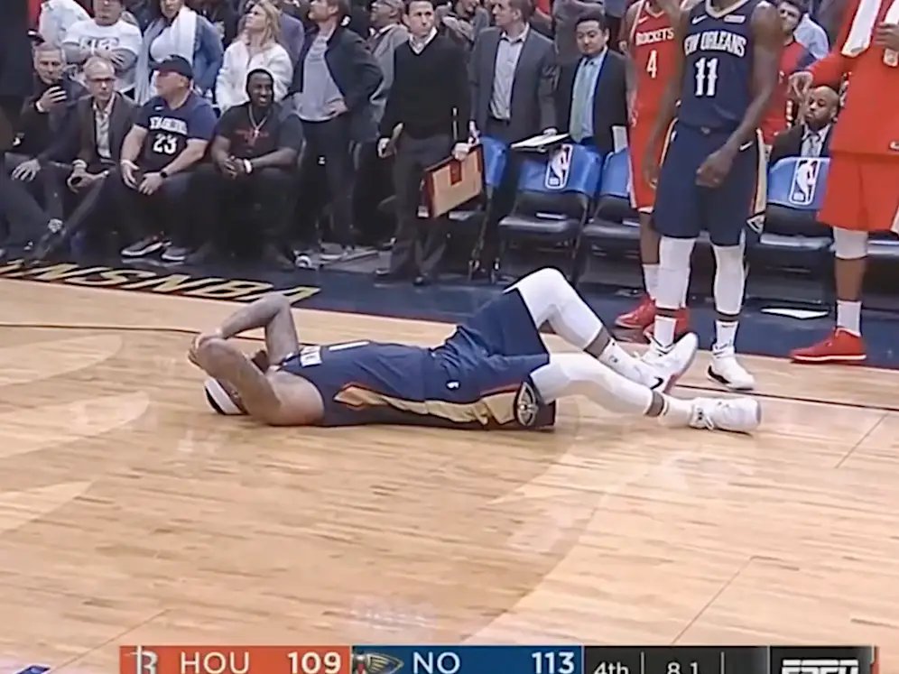 Pelicans Lead tweet media
