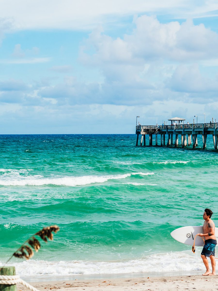 visitlauderdale's tweet image. Let's be real. You belong with us on this beach. 😎

Surf or sunbathe along 24 miles of beautiful coastline in Greater Fort Lauderdale. 

📍: Dania Beach

#floridabeaches #surfing #springtravel #beachtravel #broward