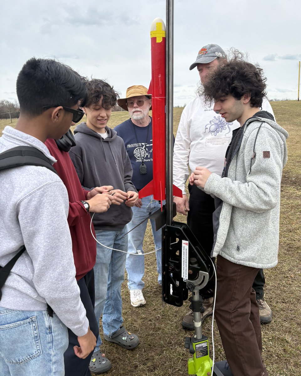 Regis High School tweet media