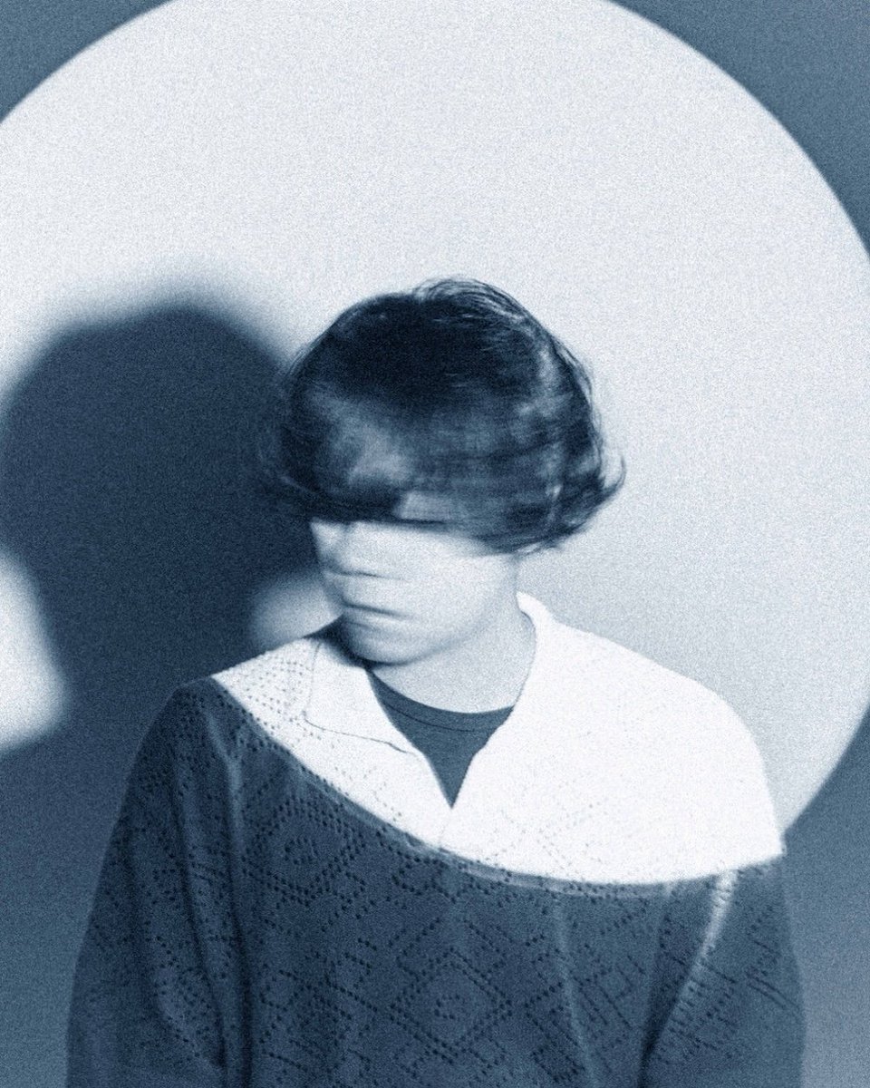 Spincoaster's tweet photo. 【NEWS】Mashoe、インディ時代から温めてきた楽曲“Excuse”本日リリース

歌詞は「全てノンフィクション」https://t.co/QWtHB3Whlf @mashoe1998 https://t.co/gk7OMgeaUg