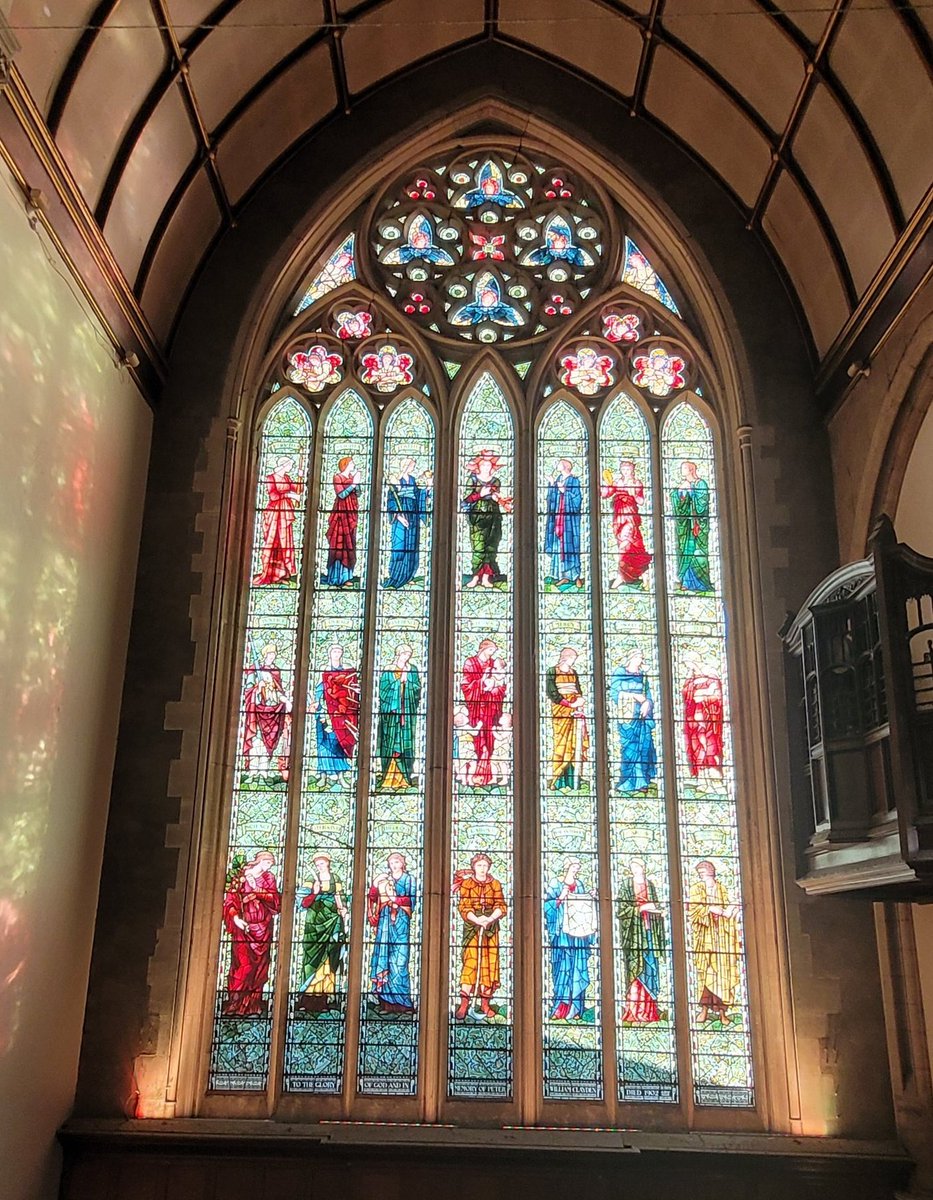 AlabasterMiss's tweet image. For #WilliamMorris' birthday, one of the stunning #PRB #stainedglass windows at the Pitcher &amp;amp; Piano, #Nottingham.