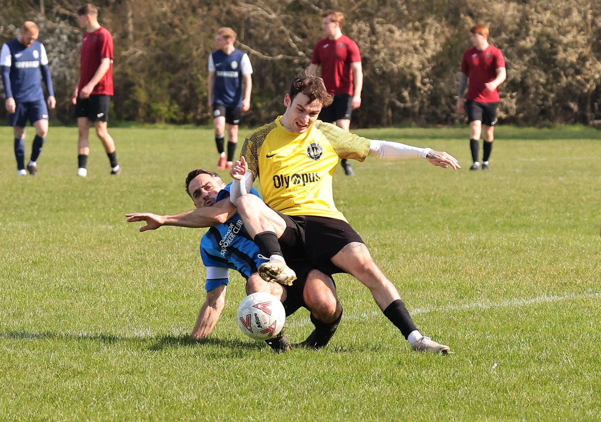ParksFooty's tweet photo. Division 7 of @the_portsmouth at Farlington 22.03.26
Firhill Utd v @afceastney Reserves
Photos at https://t.co/VQaWRiaP9B
#parksfootball #grassrootsfootball #sundayleaguephotos #copsl https://t.co/JLWAahOGCu