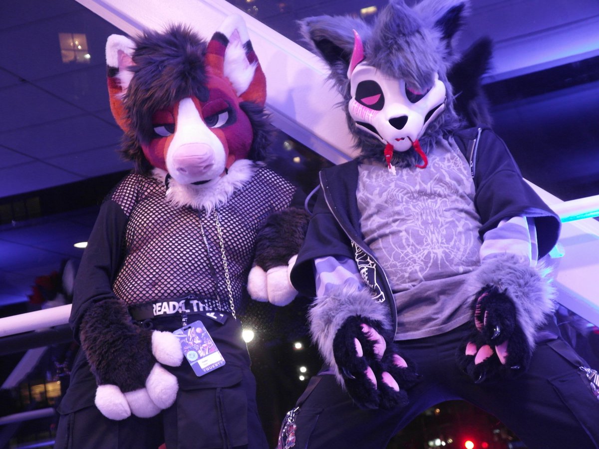 CLICKBAIT 🌈💾彡 tweet media