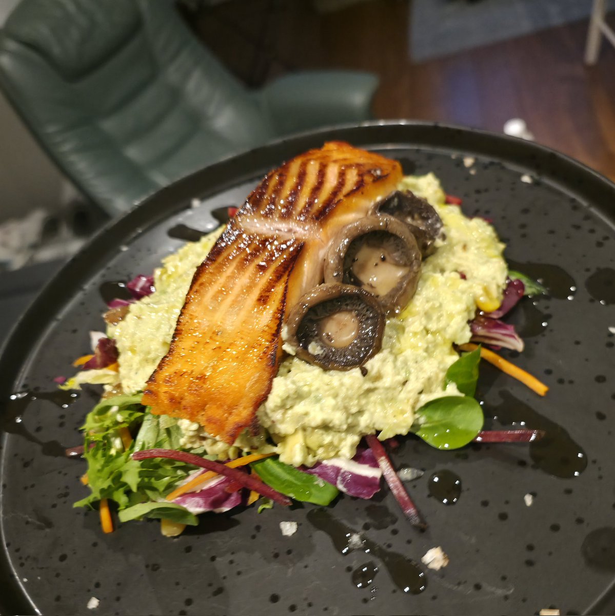 DavidDwayne tweet media