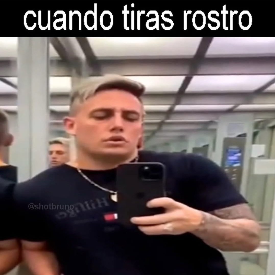 MeGustaElFree tweet media