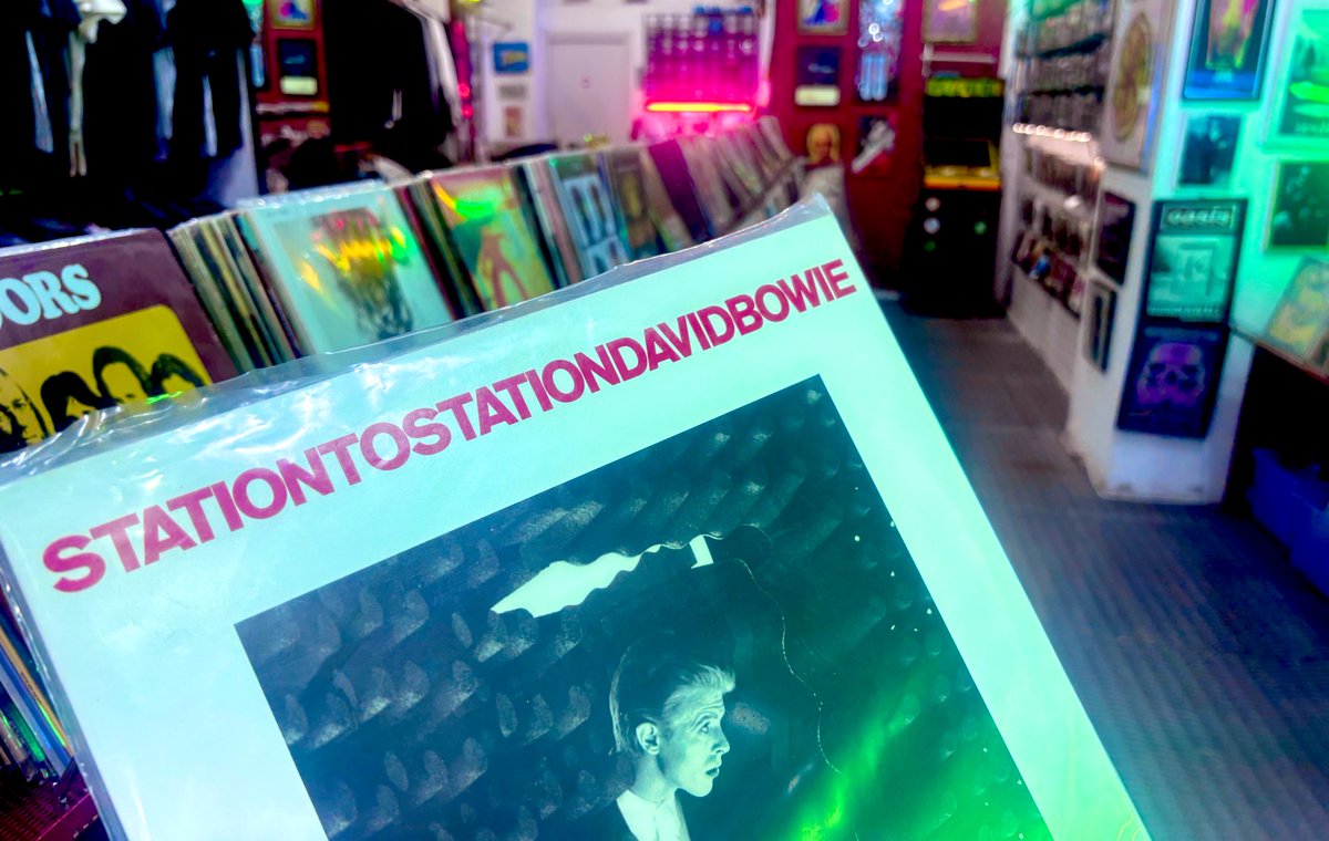 José de León tweet media