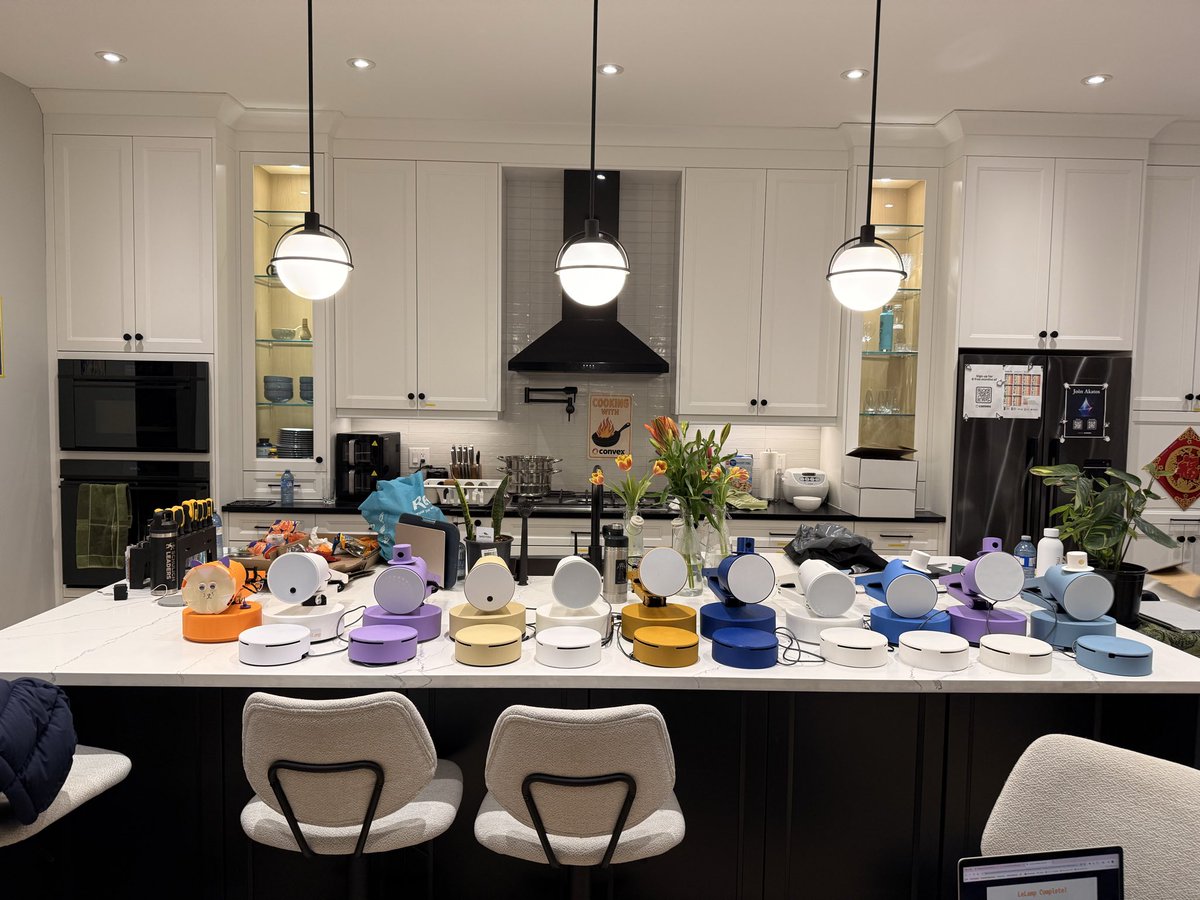akatoshouse's tweet photo. Last night, we closed off Symposium week by bringing the Pixar lamp to life. 

Akatos guest @SarkaryShahvir and the @humancomplab team assembled and tested LeLamps at our house. 

Waterloo, Socratica, and the world…

what a week, thank you for everything. https://t.co/C905F4MU4I