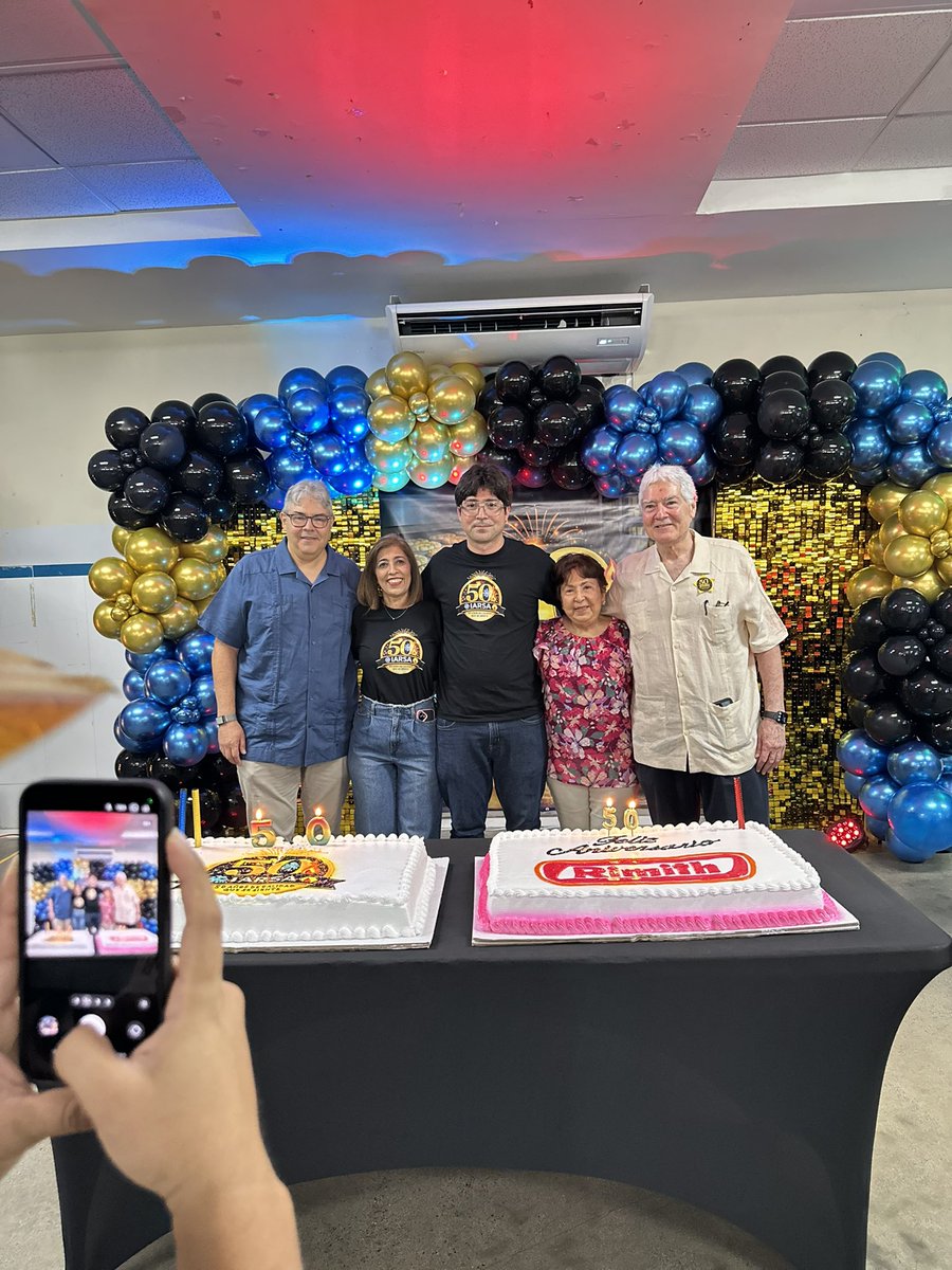 Riba_Smith's tweet photo. ¡IARSA nuestra planta de panes #Rimith está de fiesta! 🎉 Cumplimos 50 años siendo el corazón del pan y lo celebramos como se debe: ¡con nuestra gente! 🥖🙌 https://t.co/gULfX74paQ