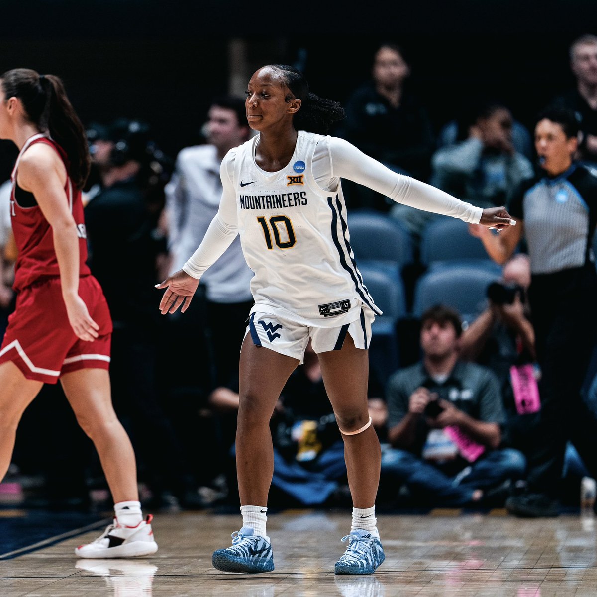 Naismith Awards tweet media