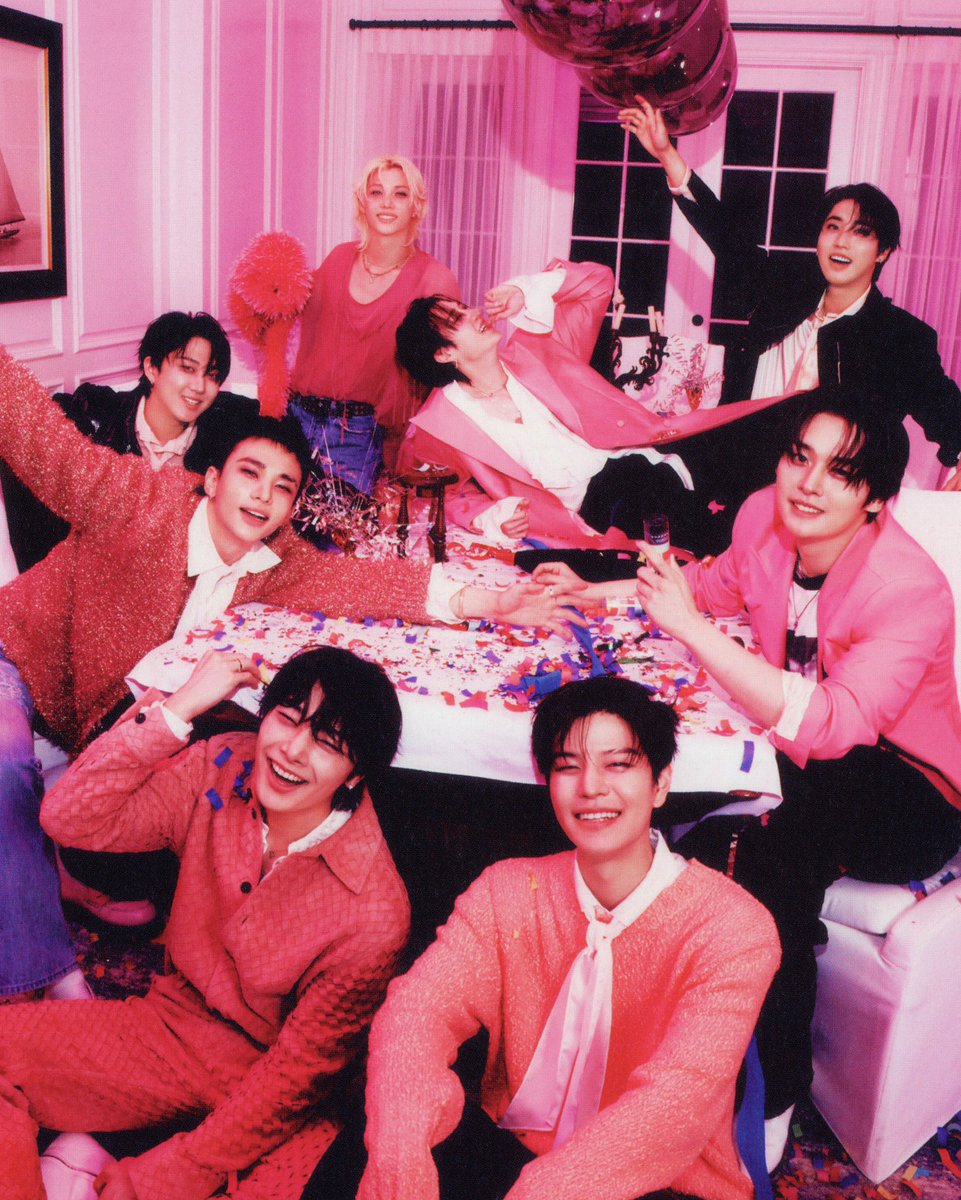 rubyzzick's tweet photo. Feliz 8vo aniversario a ese grupo que me logró sacar una sonrisa hasta en mi peor momento, siendo su música un refugio para mí, los conocí hace 4 años, la mejor coincidencia de mi vida. 💗

#스키즈와_채울_8번째_포토북
#AllWeNeed_is_StrayKids
#StrayKids8thAnniversary https://t.co/cmfEnQ8C0H