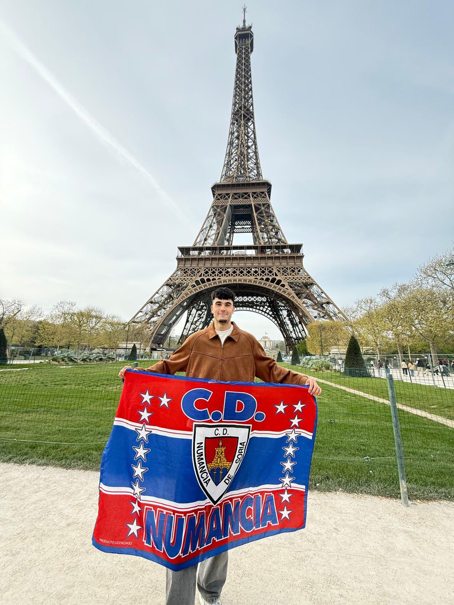 Numantinos por Paris 🇫🇷🇫🇷❤️💙 <a href="/cdnumancia/">CD Numancia</a>