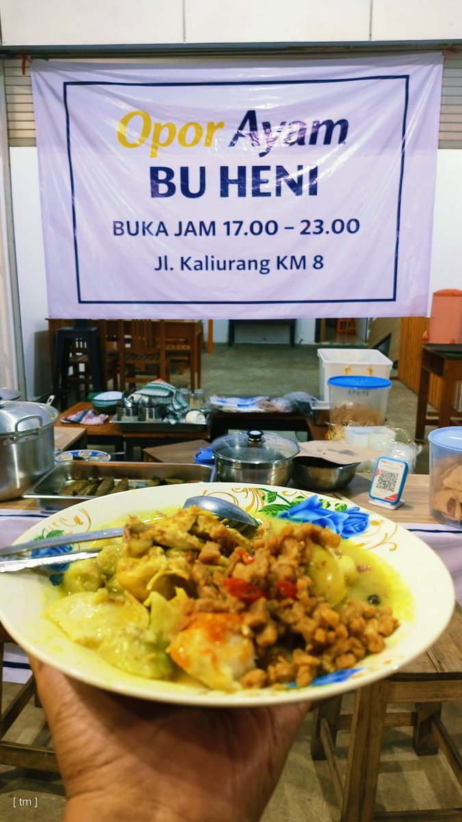 IG: sembarimakan tweet media