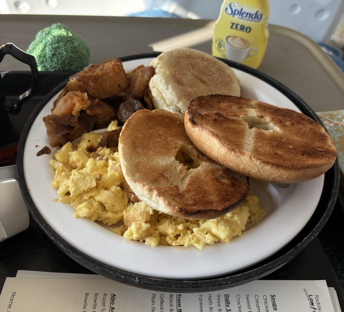 becs (STILL FUCKING IP) tweet media