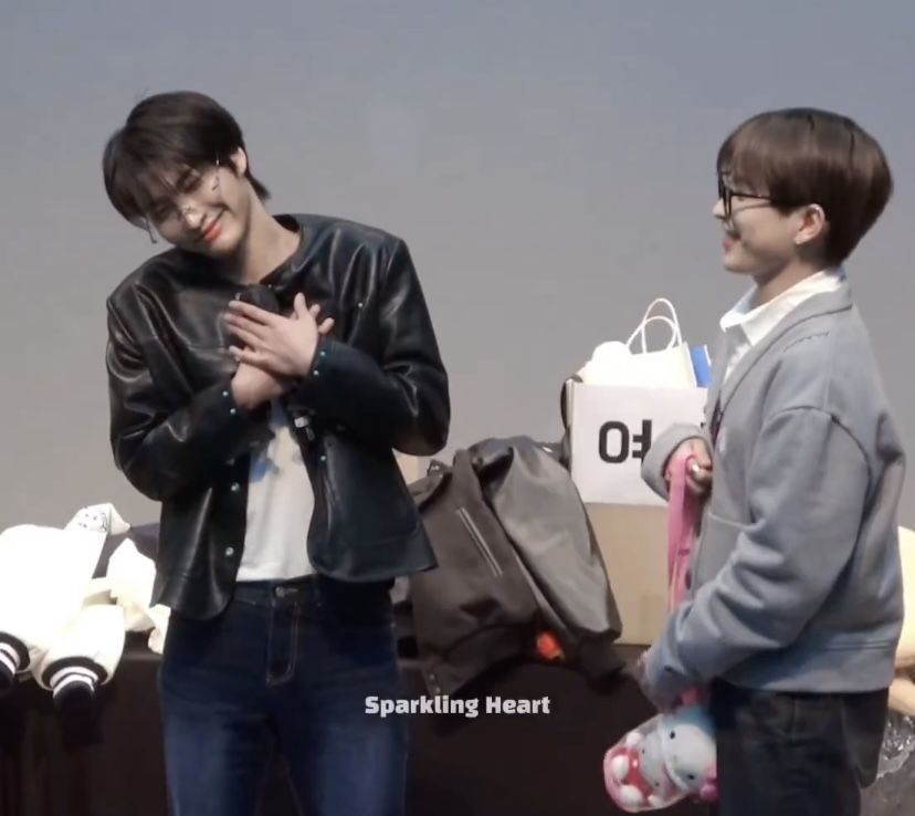 emmy .*☆ tweet media