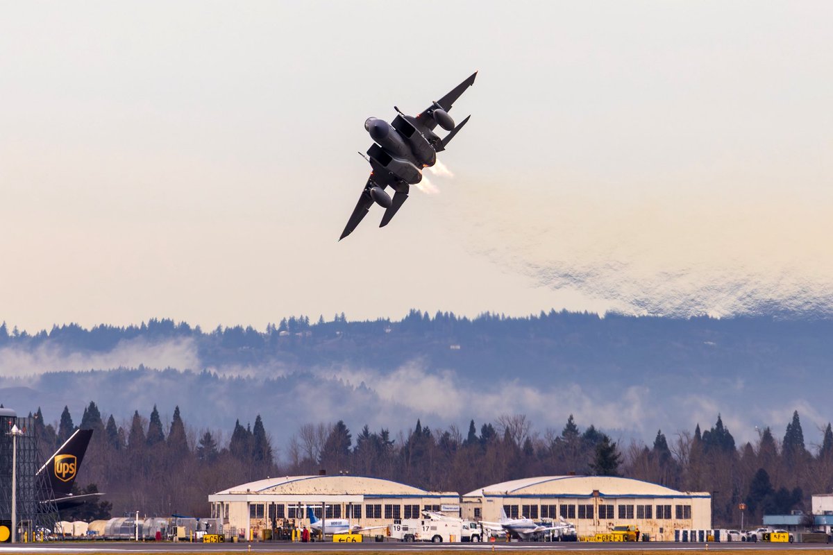 LAXSPOTTER97 tweet media