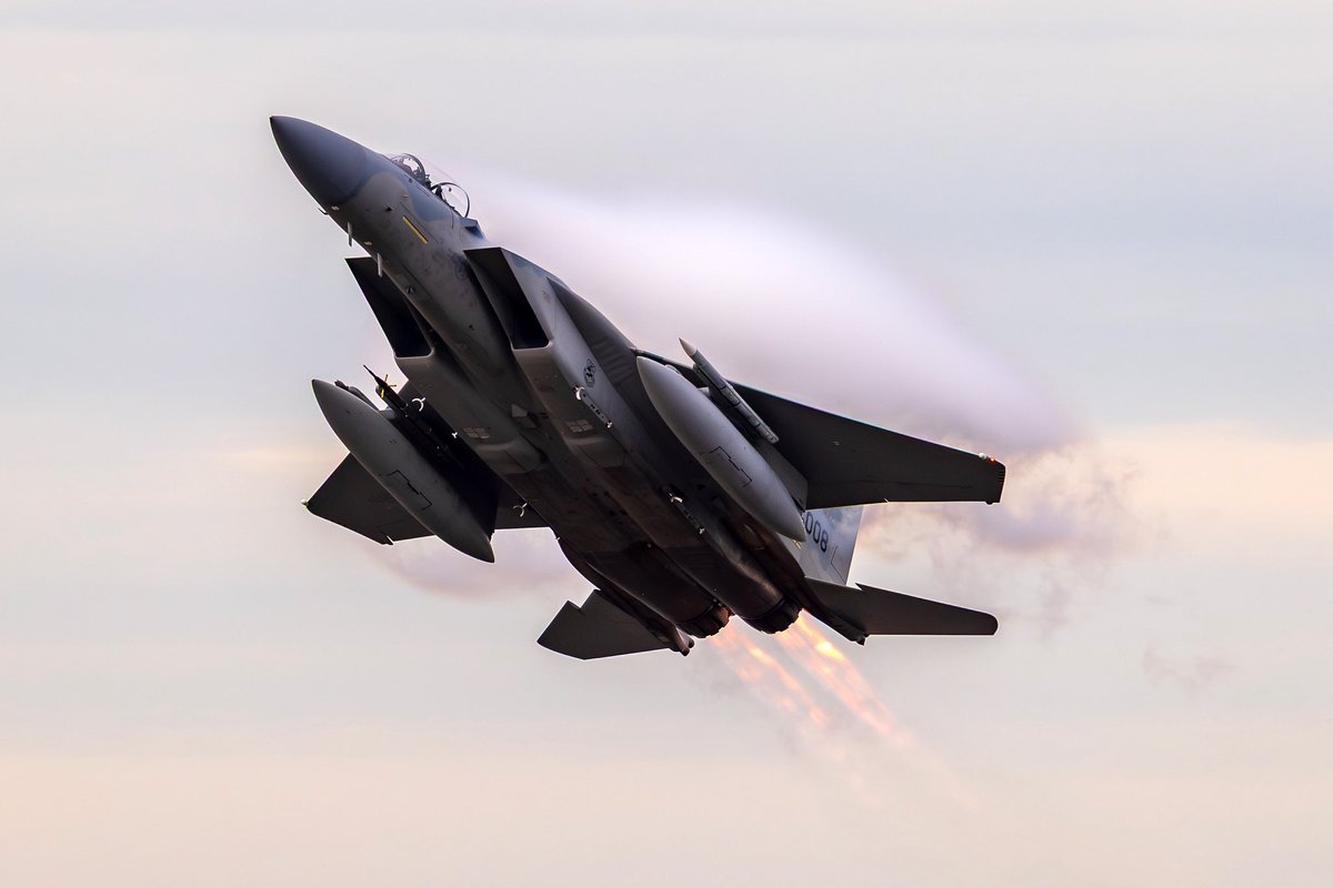 LAXSPOTTER97 tweet media