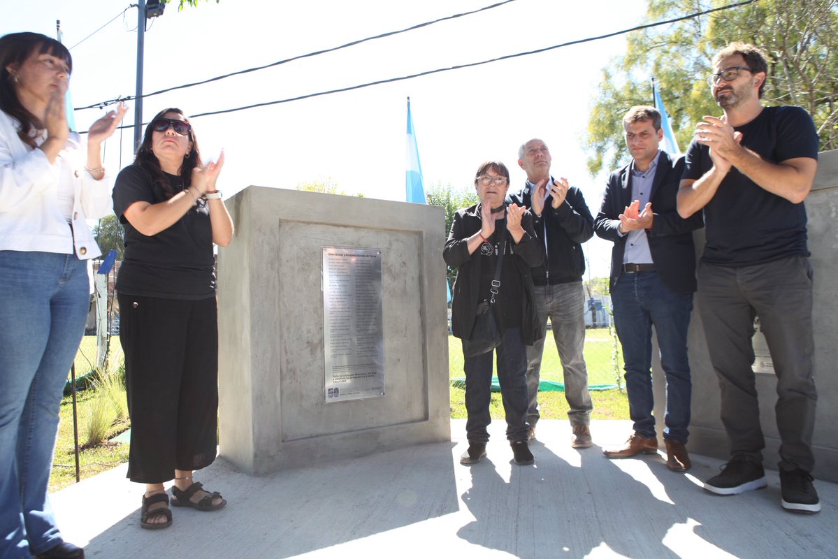 Julio Alak tweet media