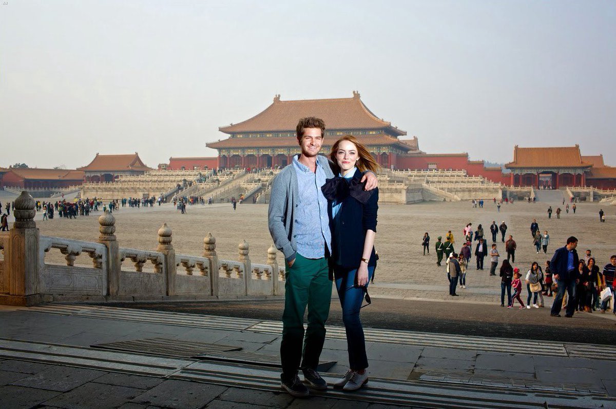 emma stone throwbacks| fan account tweet media