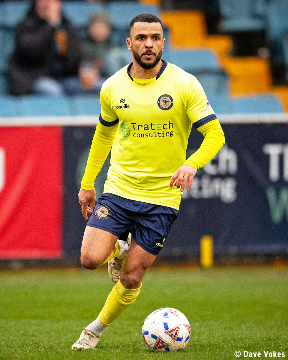 Farnborough FC tweet media