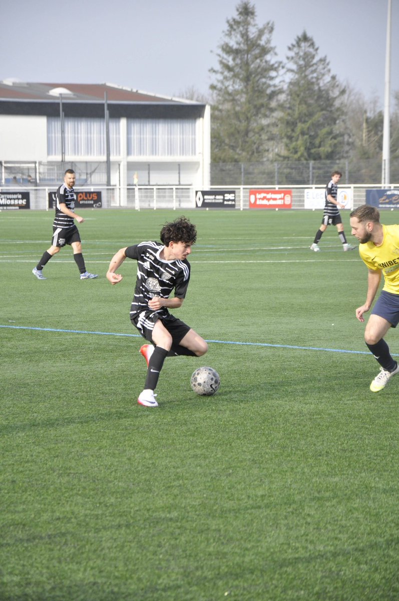 AS GUILERS tweet media