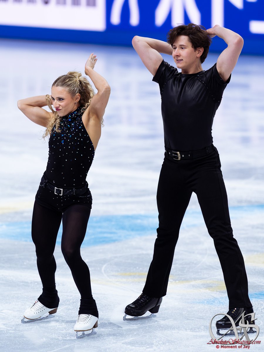 #WorldFigure Official practices day. Ice dance.

Emilea Zingas / Vadym Kolesnik 🇺🇸