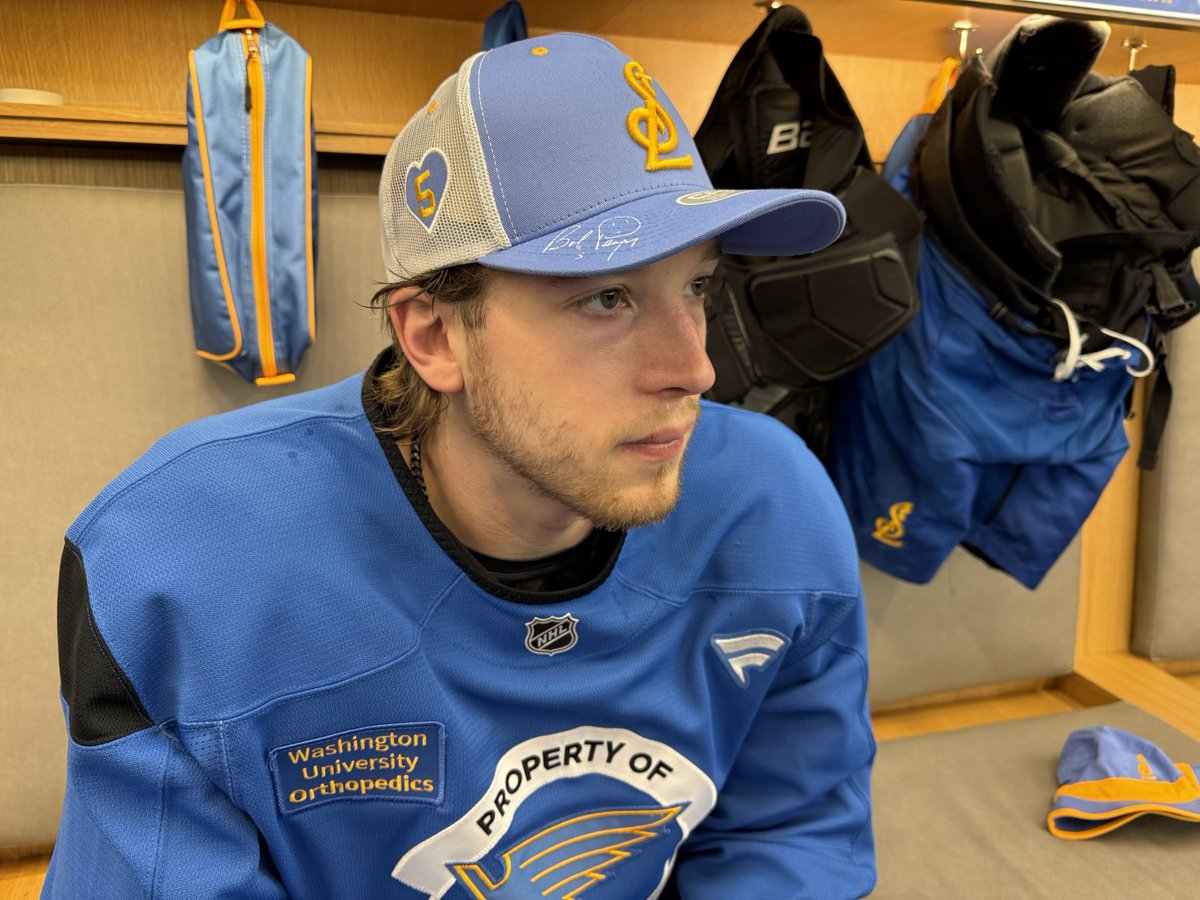 StLouisBlues's tweet photo. Celebrating Bobby's legacy 💙

Hats and pins from the new commemorative collection from @STL_Authentics will be available online and at Tuesday's game in the team store. A portion of proceeds will benefit @bluesalumni. https://t.co/2CsrfVehWL https://t.co/w0WsyoxgSH