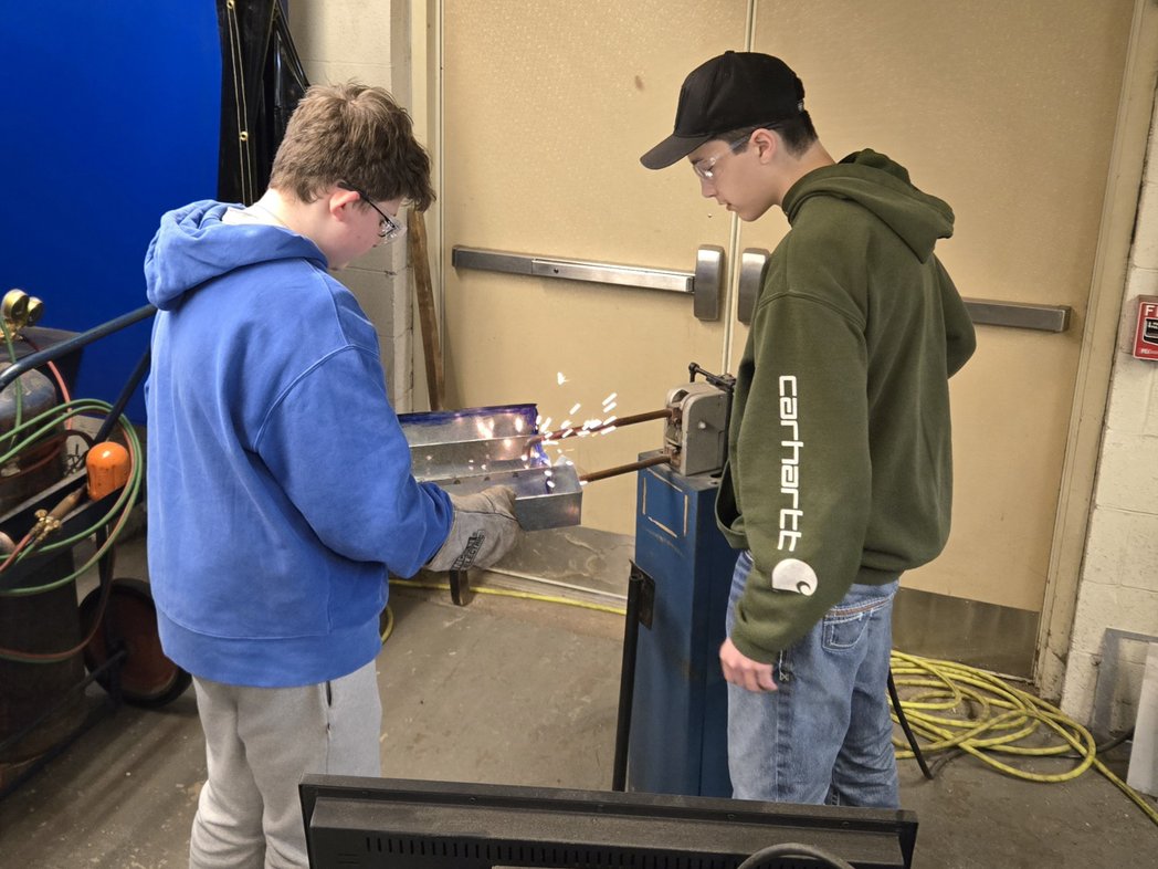 Mr. Prentice Manufacturing & Engineering tweet media