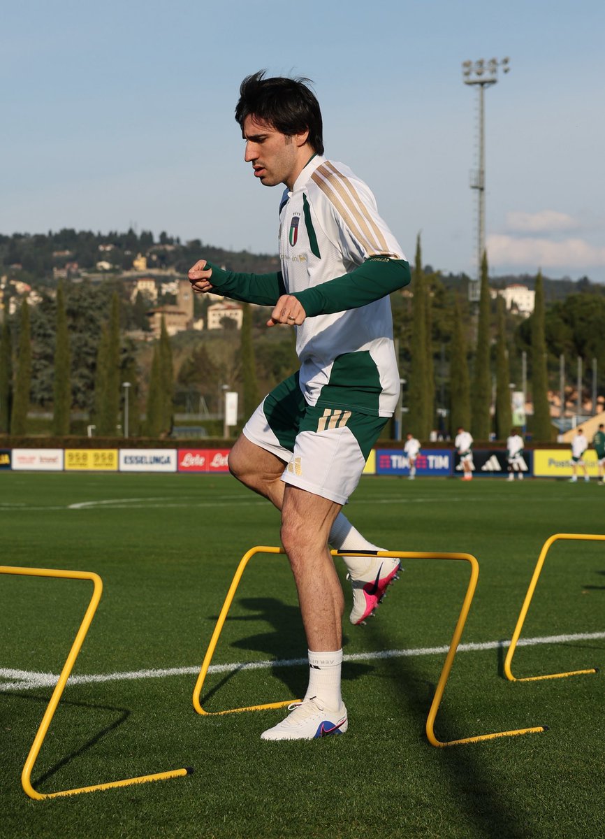 Nazionale Italiana ⭐️⭐️⭐️⭐️ tweet media