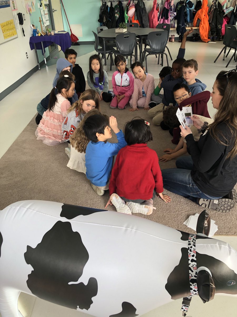 Mrs. Riley tweet media