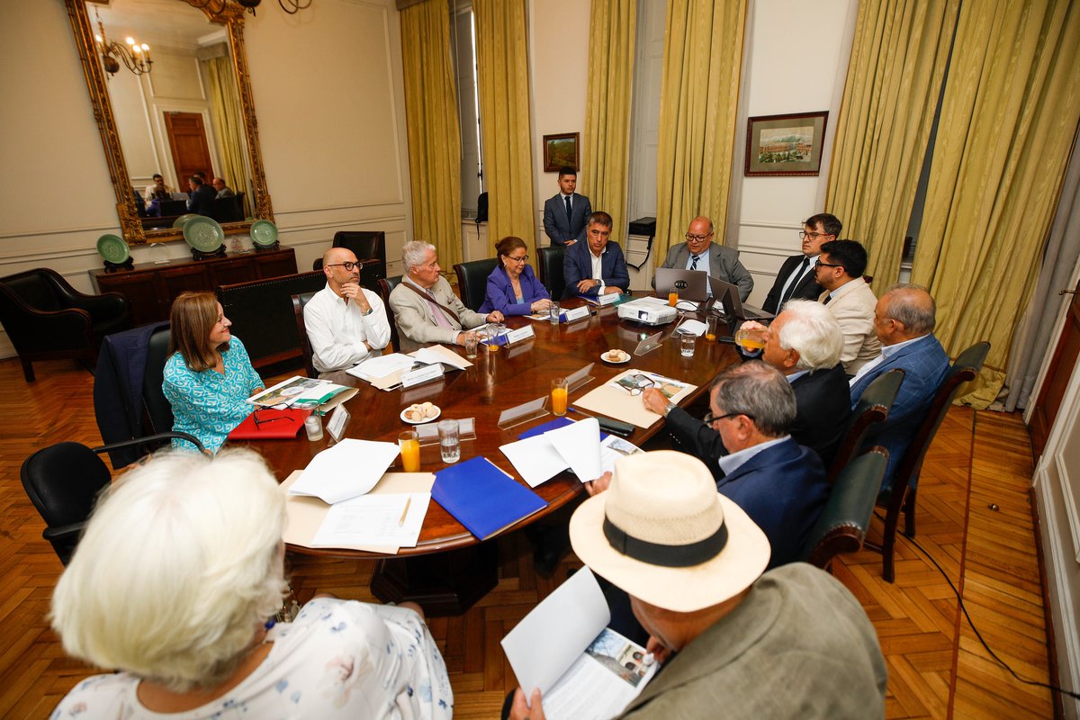 Cordesan Santiago tweet media