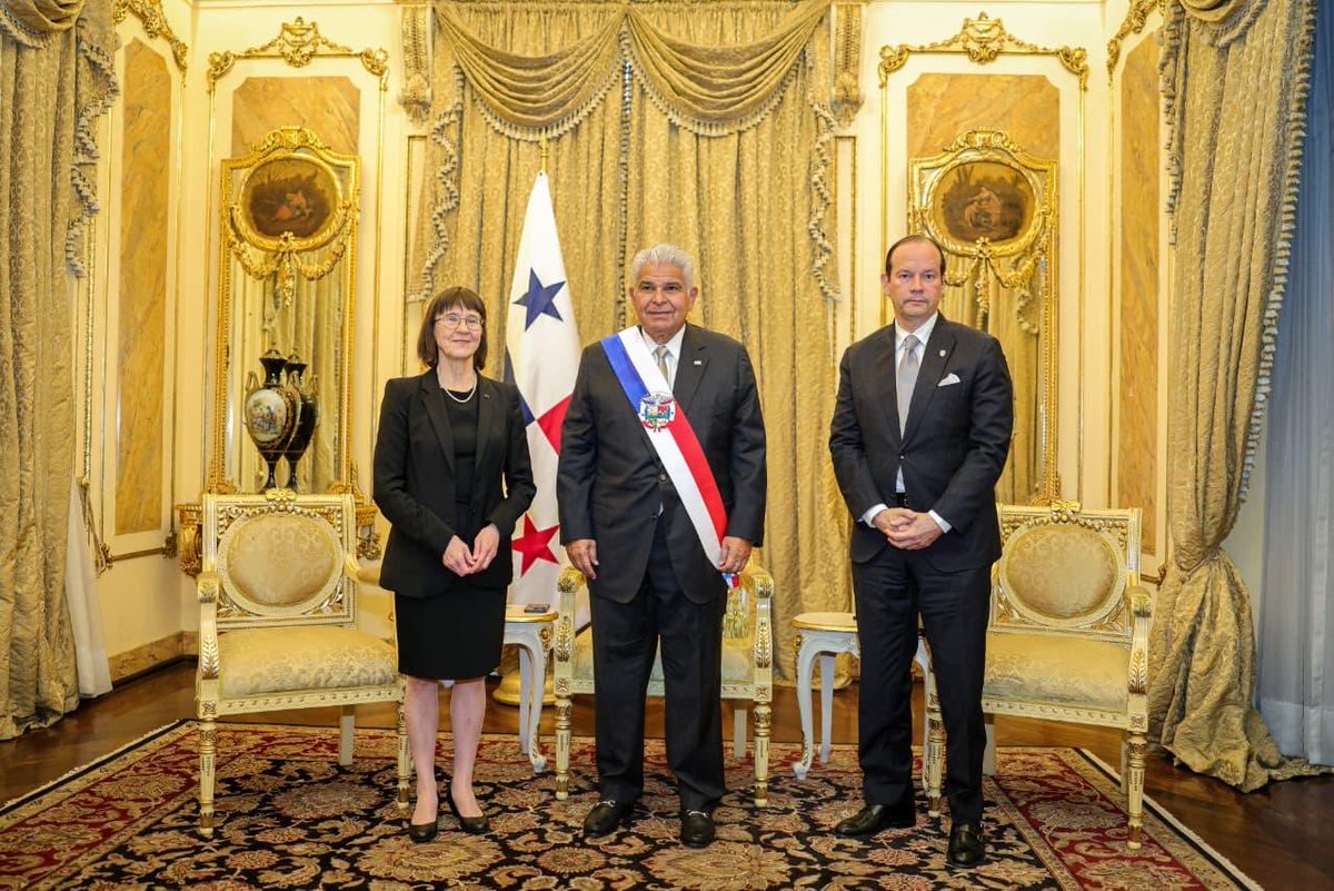 Astrid Salazar tweet media