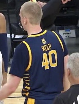 How many Criterions I tell my fiancée I’m going to buy

vs

How many Criterions are actually in my cart