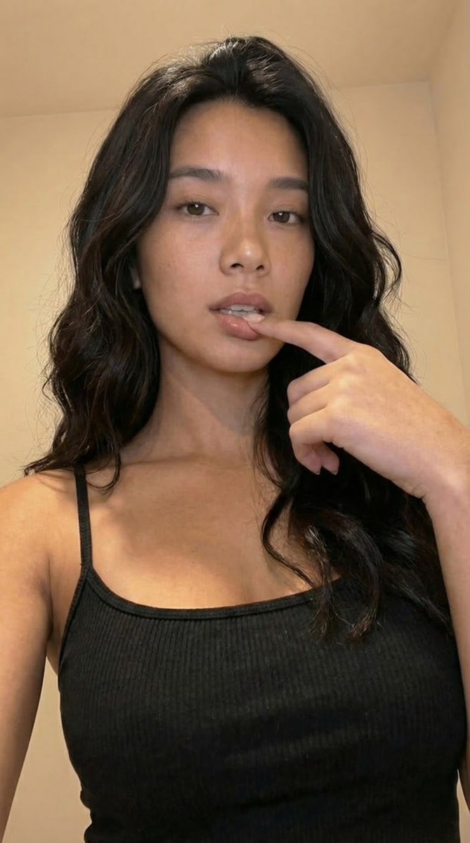 Lily Tang tweet media