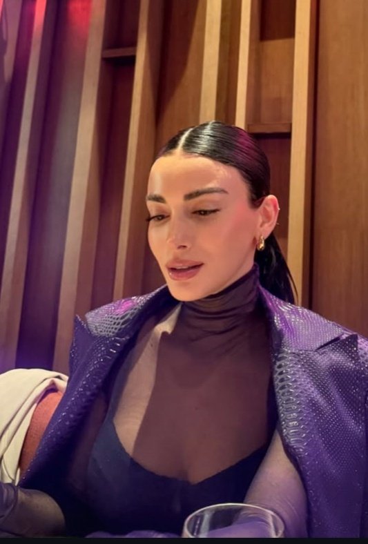 𝑆𝑖𝑚𝑔𝑒 tweet media