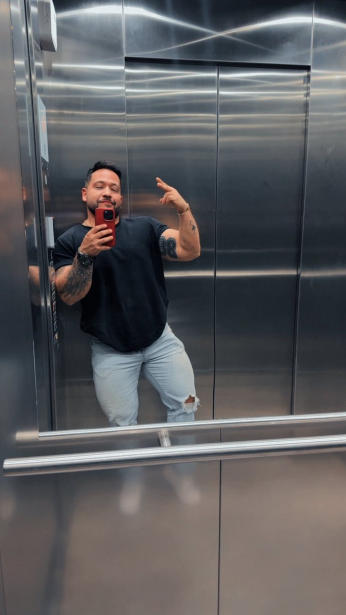 Muscle cow tweet media