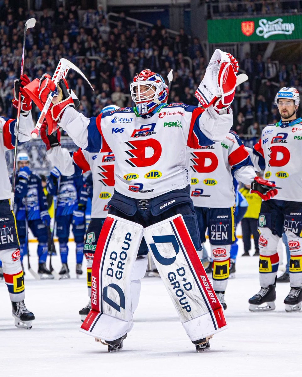 Honzaks_🔴⚪️ tweet media