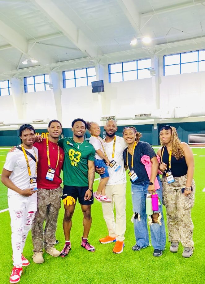 Coach Cedric Bonner tweet media