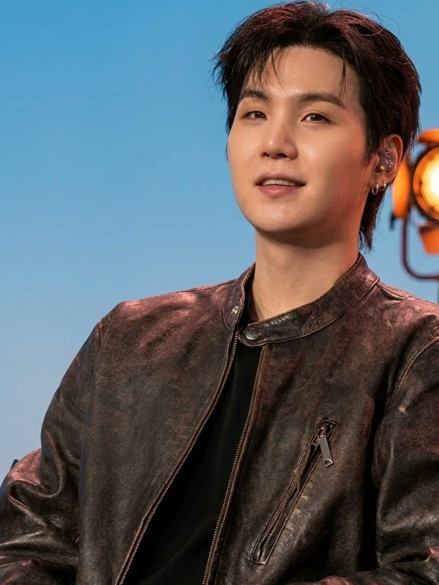 Nicolle ⟭⟬⁷ tweet media