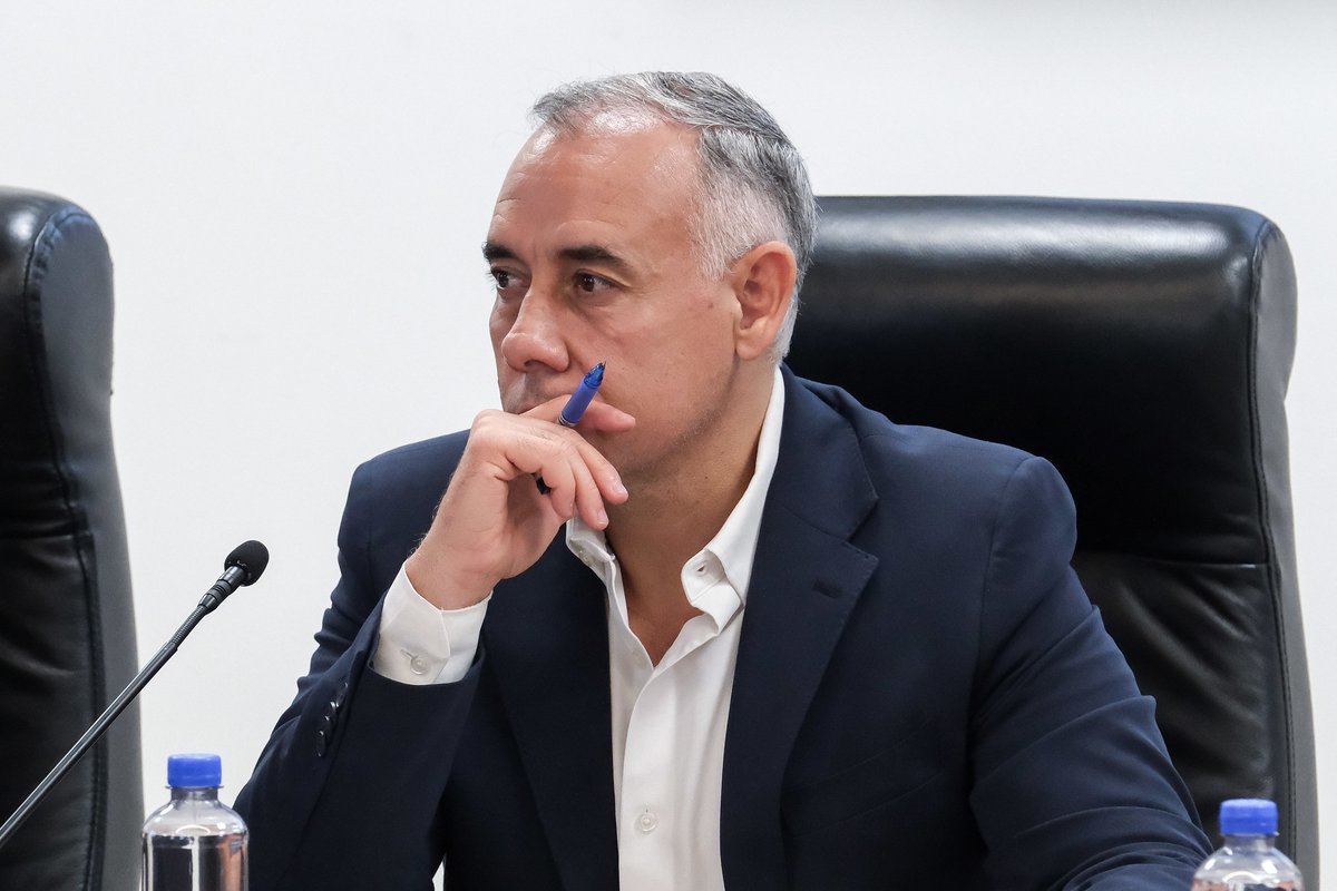 Alberto Esquer tweet media