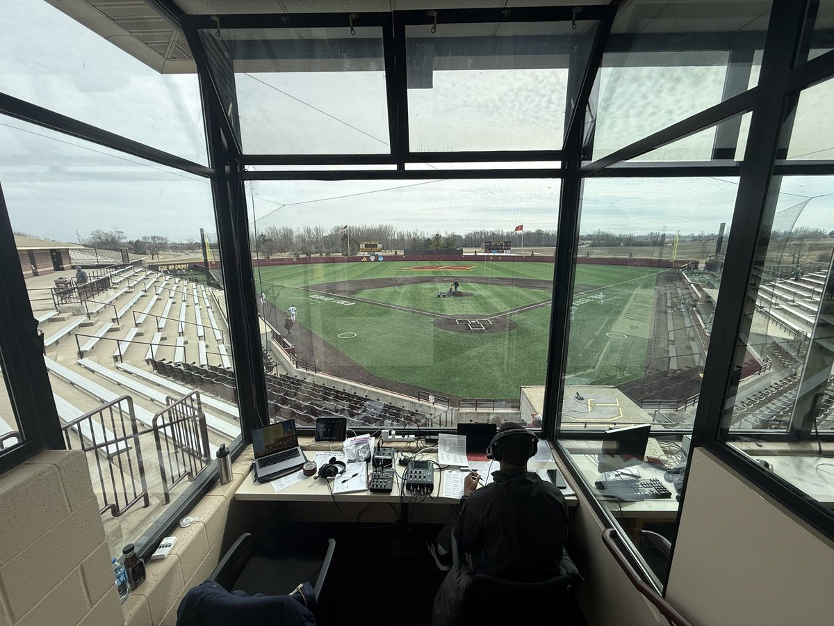 AdamJaksa's tweet image. It’s another edition of the battle for 127. 

Spartans and Chippewas getting together in Mount Pleasant. 

First pitch at 3:00 at Mount Theunissen. 

#GoGreen | #FireUpChips | #B1G | #MACtion