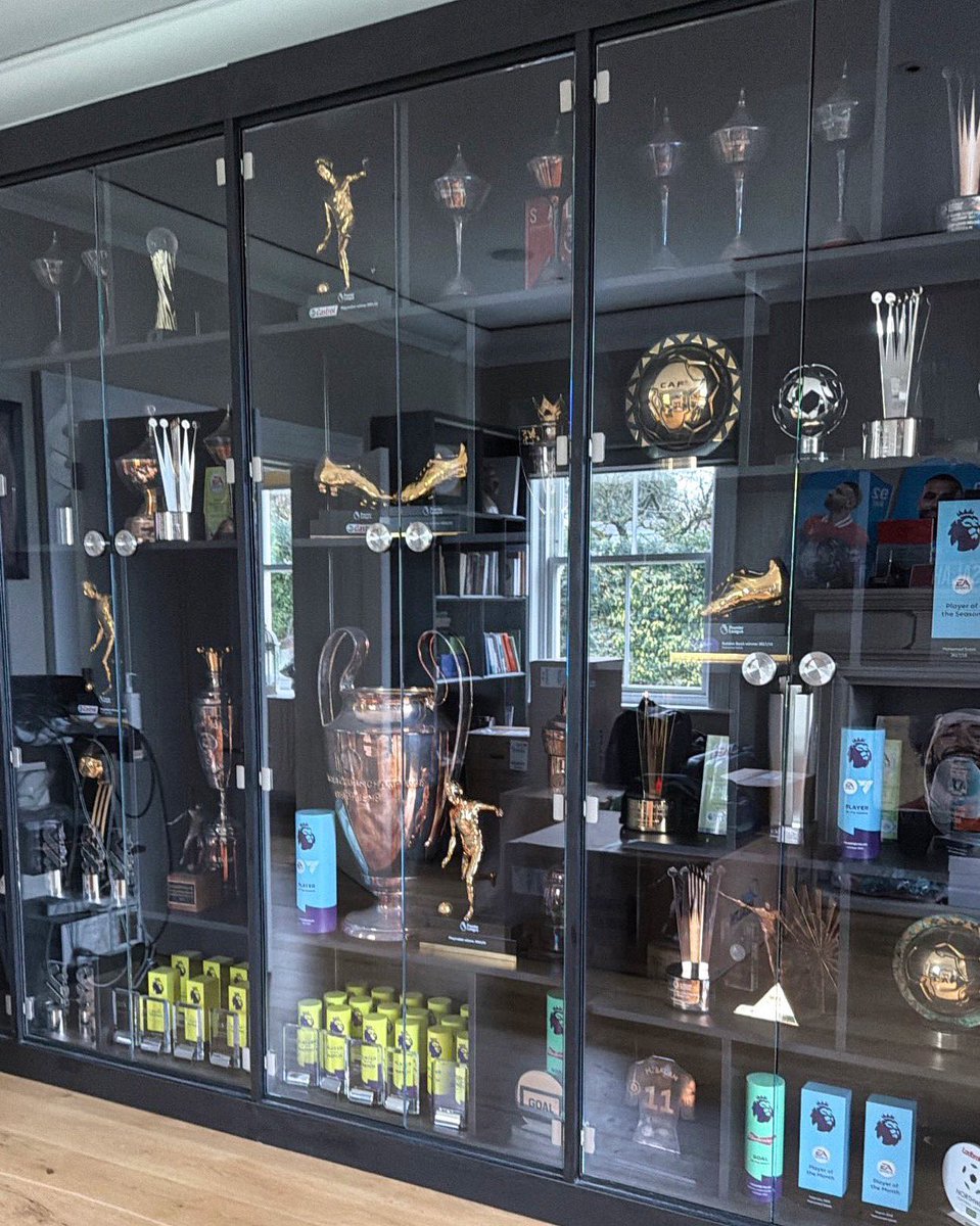 Waleed🇵🇸#slotout tweet media