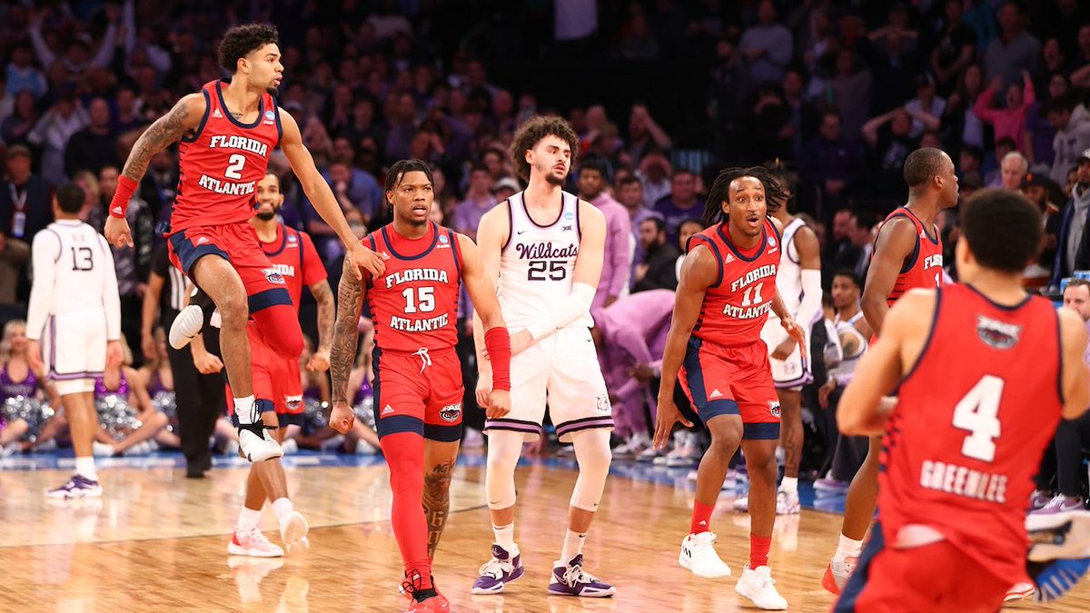 College Hoops Database tweet media