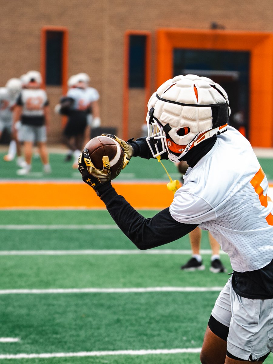 Sam Houston Football tweet media