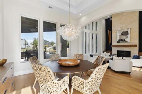 MAKEREADYDesign's tweet photo. Stop settling for "off-the-shelf" living. 🏡✨

From secret rooms and custom millwork to integrated smart tech and unique architectural footprints, discover what happens when your home is built around your life—not the other way around. 🏗️💎

https://t.co/lBOxAUY5ob https://t.co/G7r5FiDL4Y